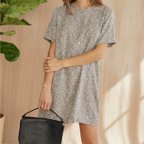 Jenni Kayne Leopard T-Shirt Dress NWT - Picture 2 of 4